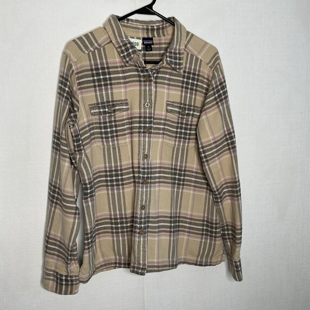 Patagonia Tan Outdoor Fjord Button Up Flannel Shirt Women 14 China 100% Cotton
